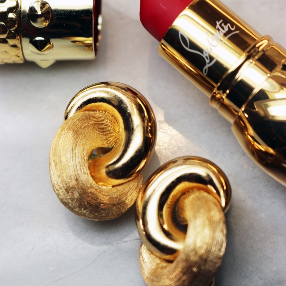 Vintage Christian Dior Gold Earrings - Picture 3 of 14